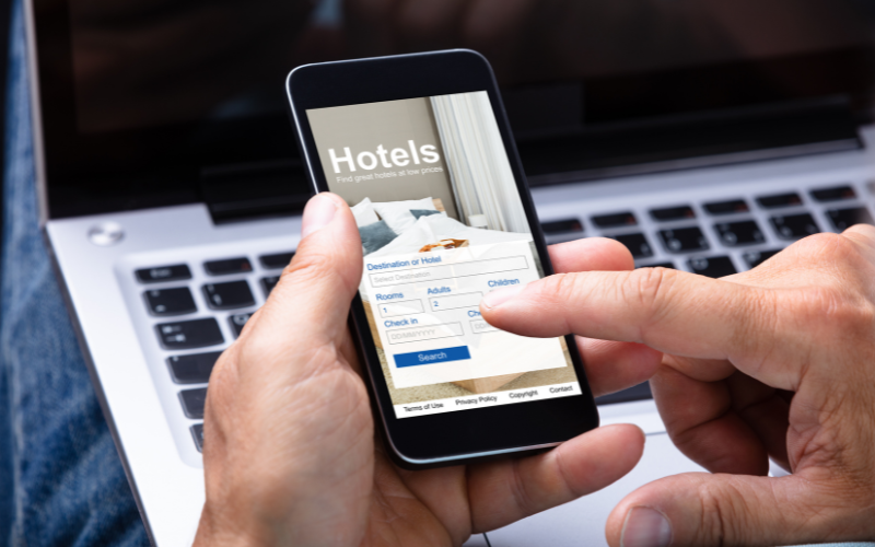 How Social Media Marketing Helps Hotels Increase Bookings and Brand Visibility